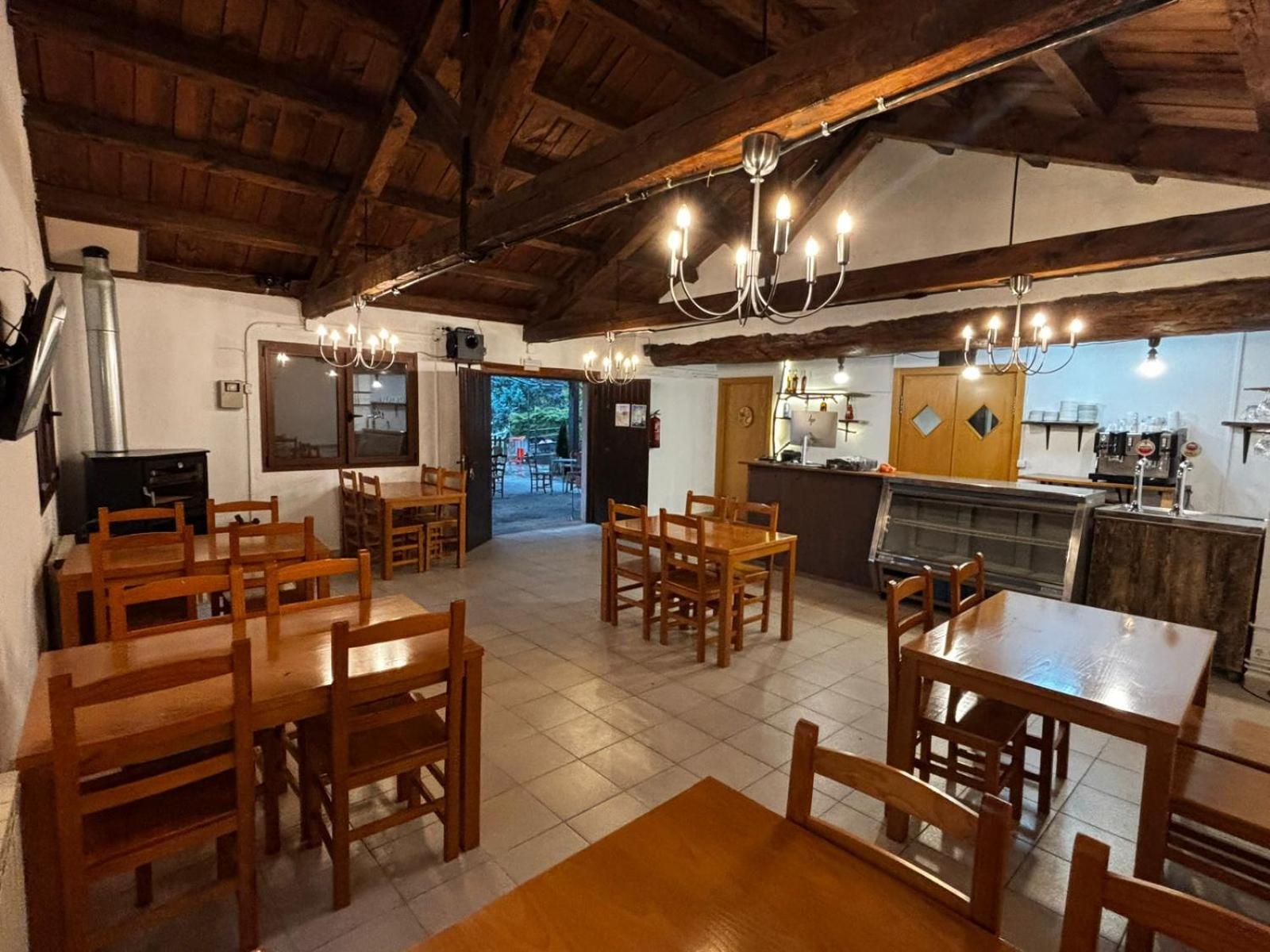 Albergue La Escuela De Lirí 外观 照片