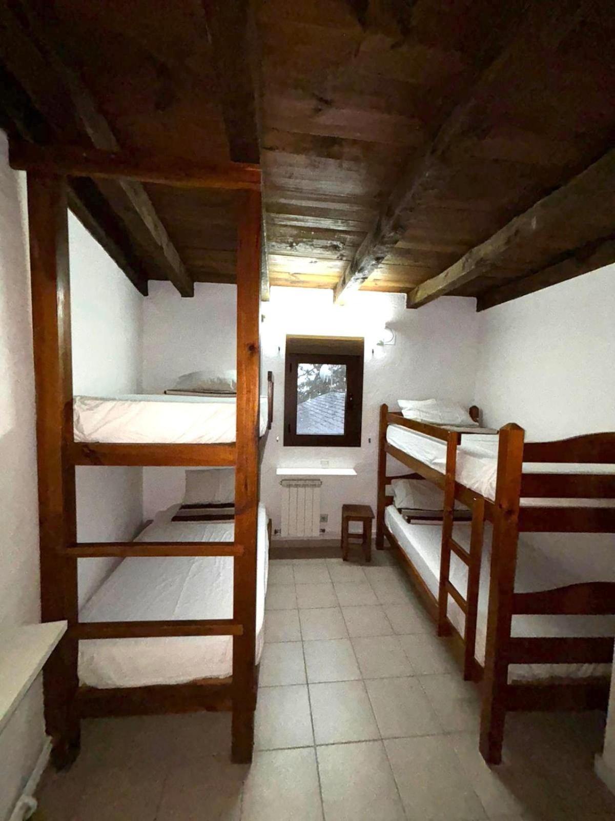 Albergue La Escuela De Lirí 外观 照片